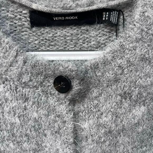 Vero Moda NWT Novah Cardigan Sweater Round Neck Gray Sz Small - Picture 5 of 9